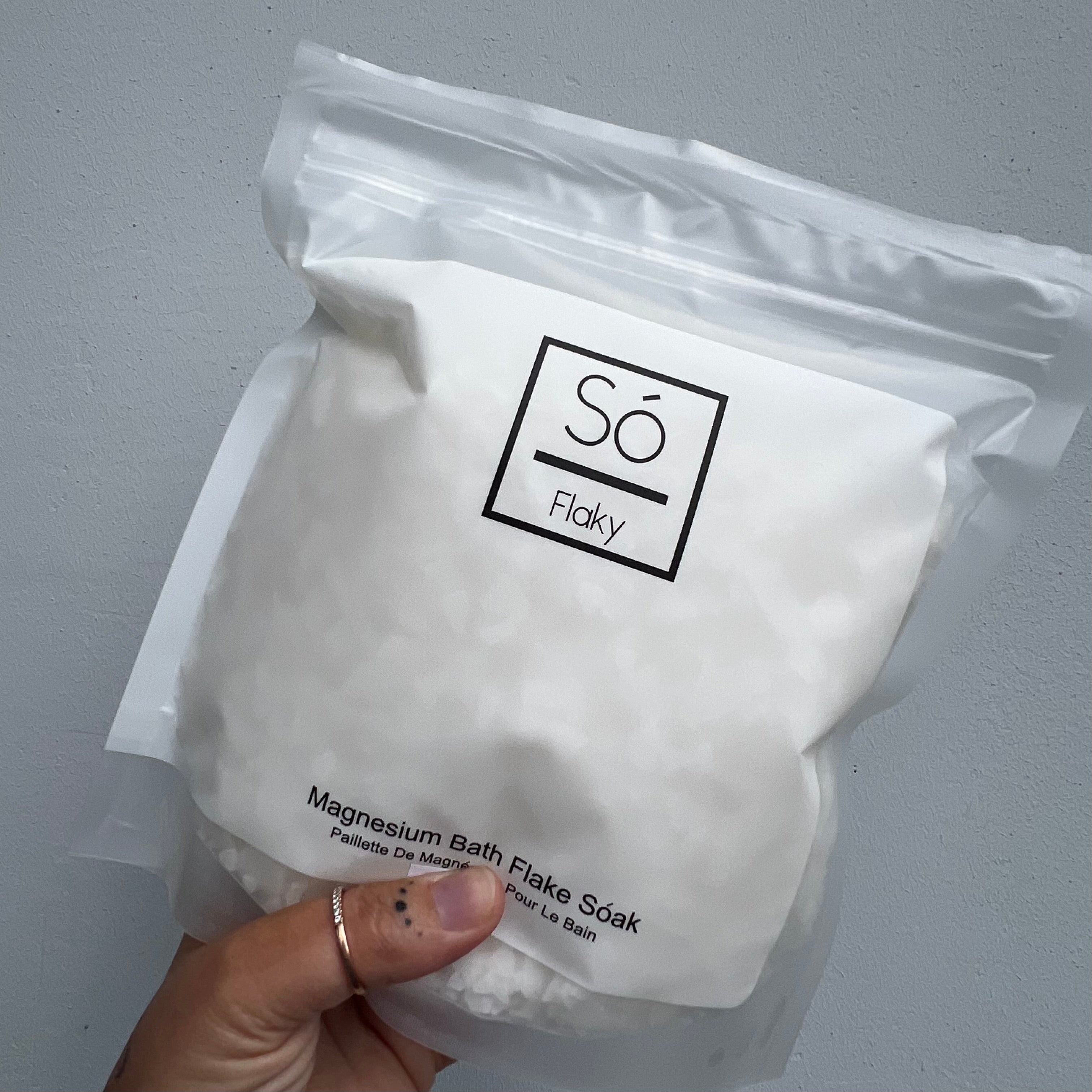 Flaky — Pure Magnesium Bath Flakes — Só Luxury
