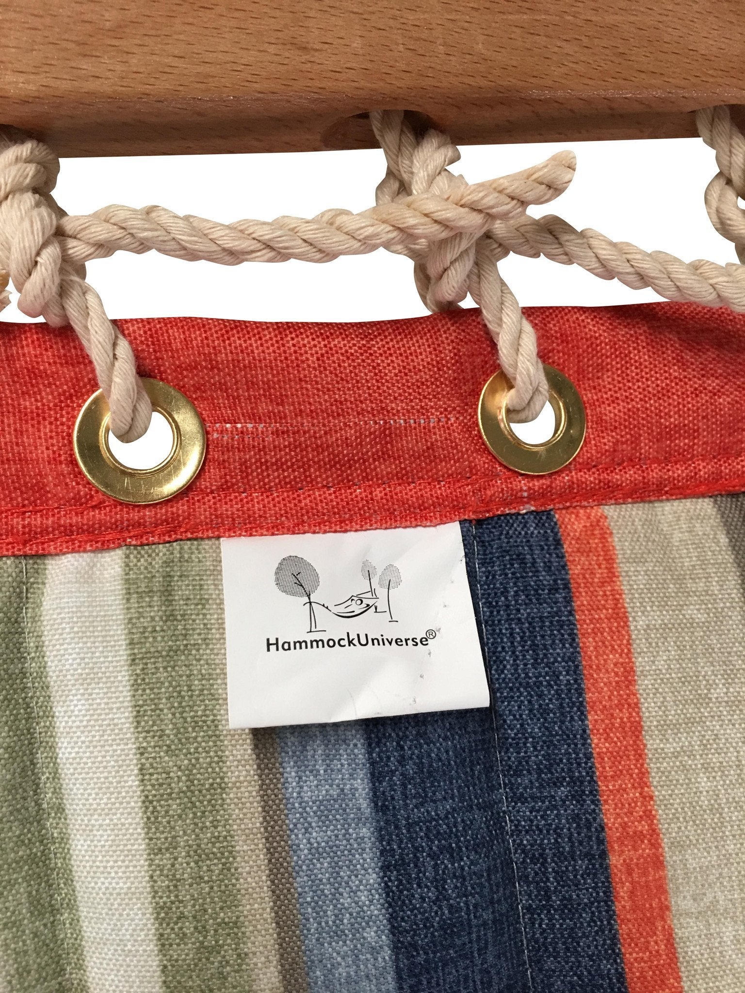 Deluxe Quilted Hammock with Wicker Stand — Hammock Universe Canada