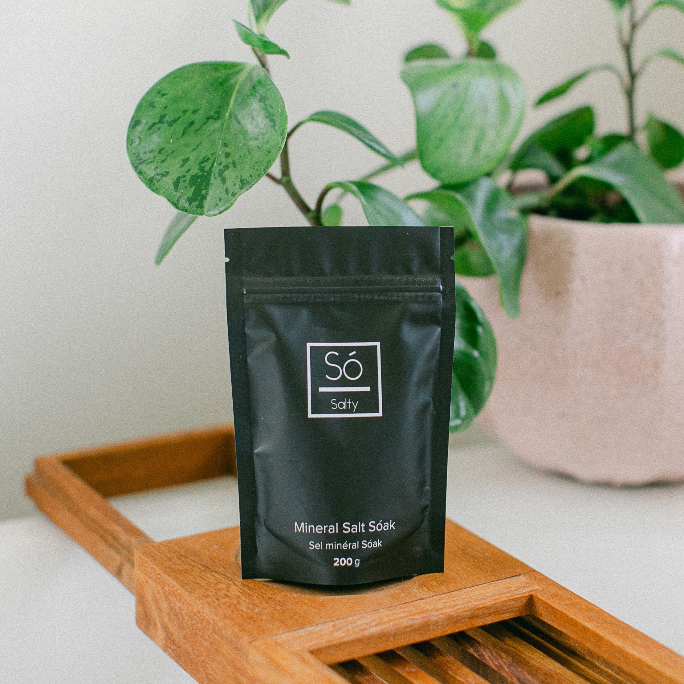 Salty — Epsom & Himalayan Pink Salt Sóak — Só Luxury